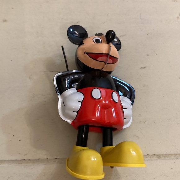 Hallmark Vintage Tin Mickey Mouse 2009 ornament - Picture 3 of 9